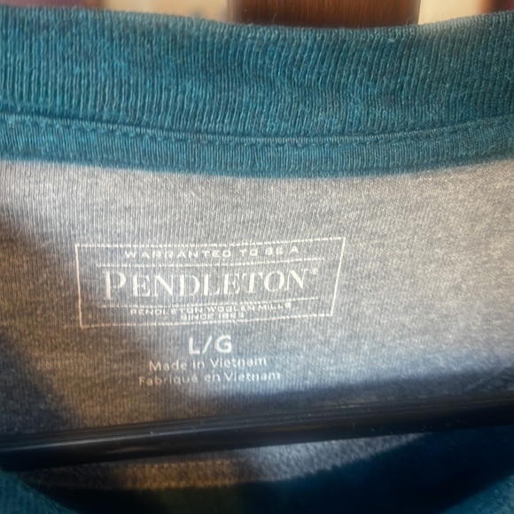 Pendleton Long Sleeve Deschutes Pocket Tee - Picture 3 of 4